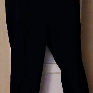 Ann Taylor Loft Black Women's 4P Original Crop. Pants.